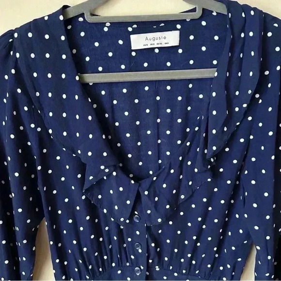 Revolve Auguste Lilly Shirt Classic Polka Dot Navy Blue Button Up Blouse Size 2 - Picture 4 of 8
